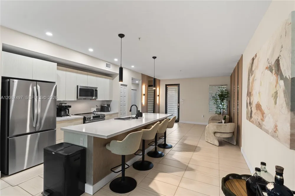 7865 NW 104th Ave #4 Doral, FL 33178