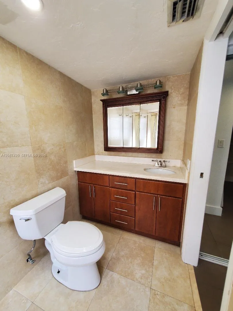 1775 Washington Ave #4A Miami Beach, FL 33139