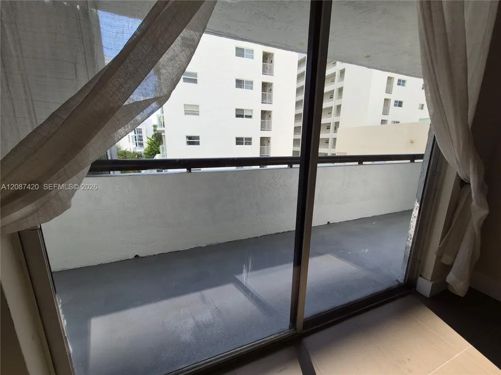 1775 Washington Ave #4A Miami Beach, FL 33139
