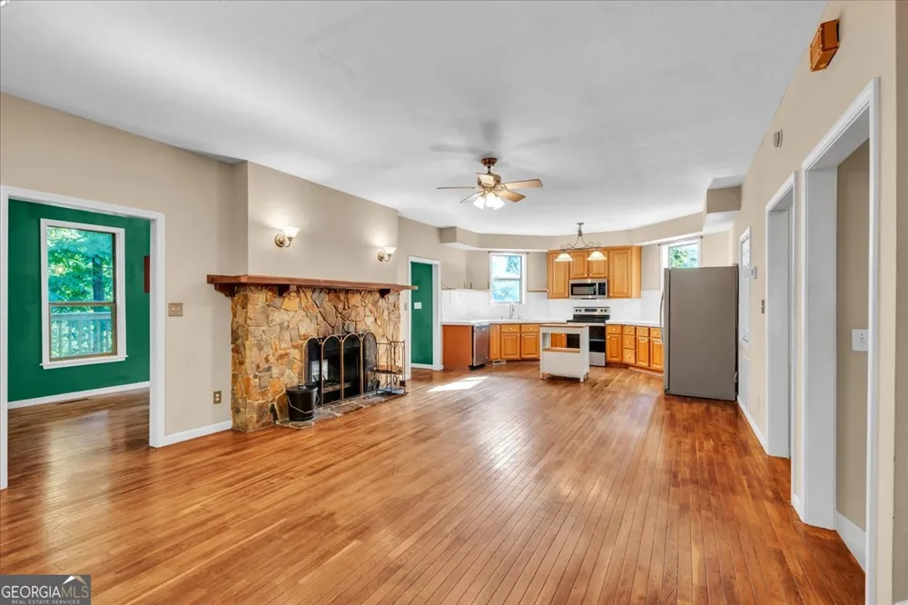 111 Chadwick RD Warner Robins, GA 31088