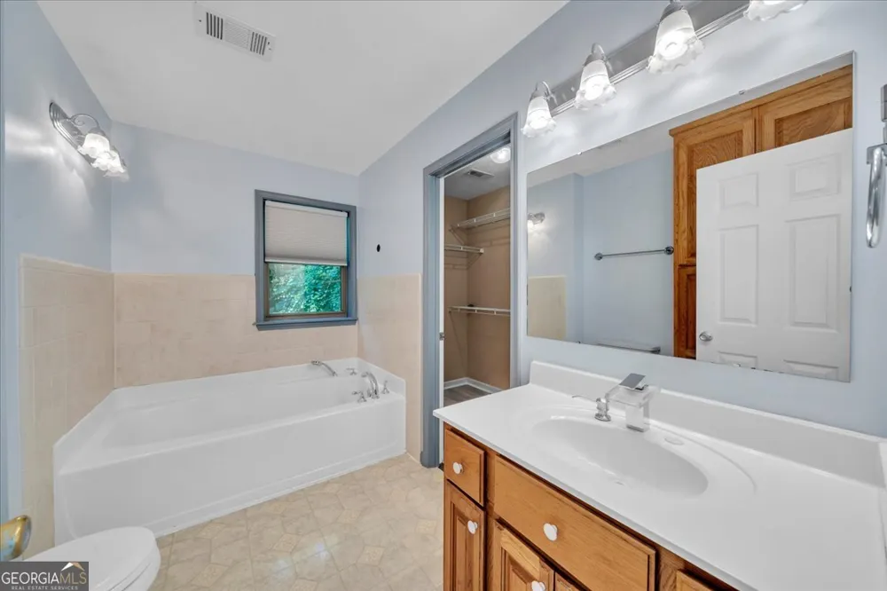 111 Chadwick RD Warner Robins, GA 31088
