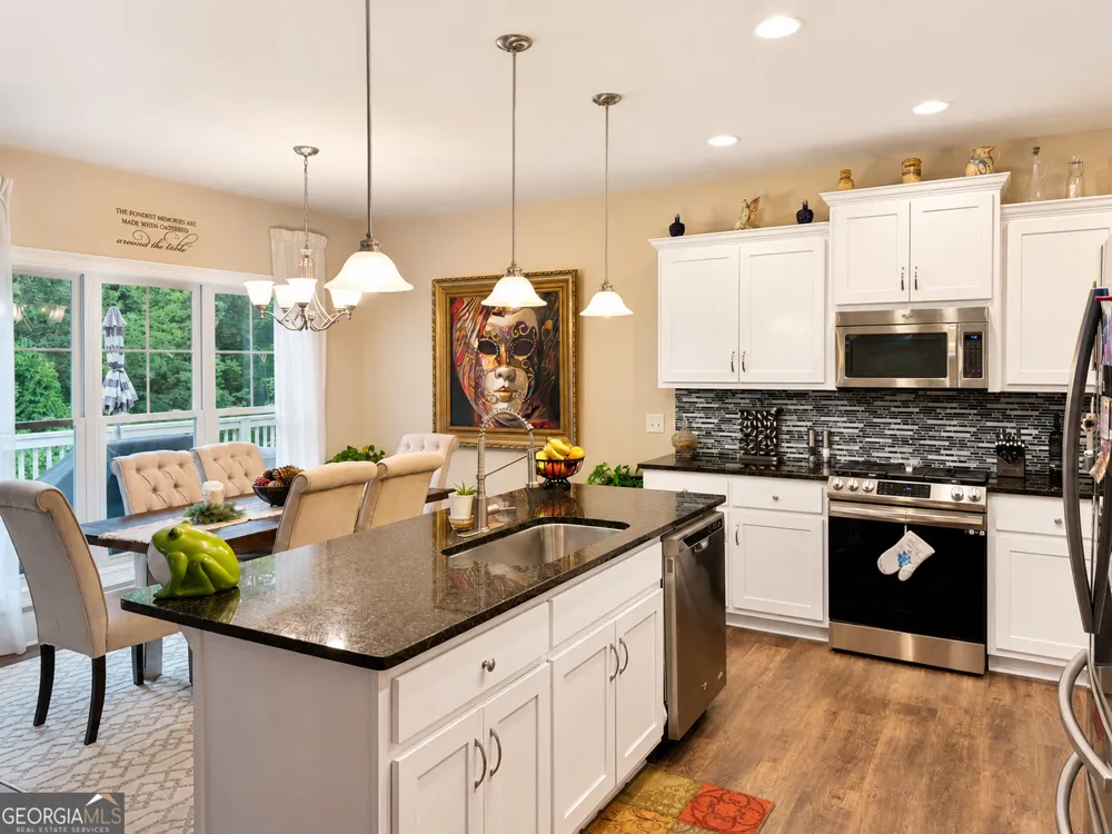 63 Timber Ridge DR Toccoa, GA 30577