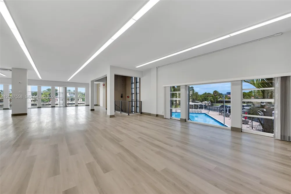 501 Three Islands Blvd #514 Hallandale Beach, FL 33009