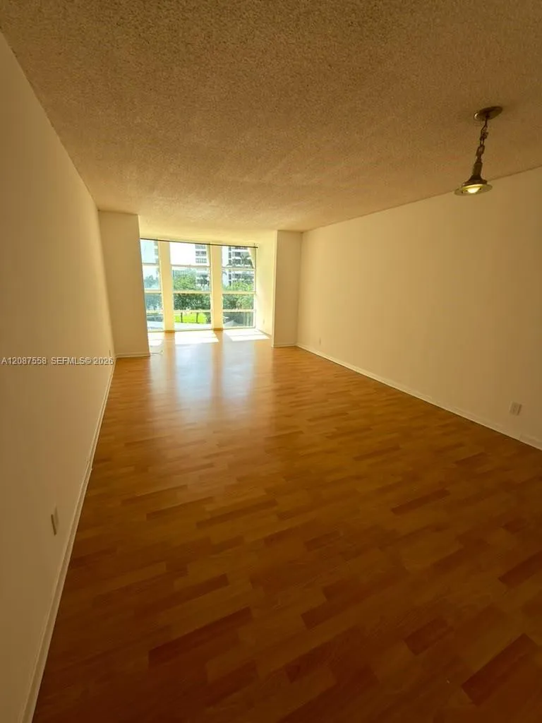 501 Three Islands Blvd #514 Hallandale Beach, FL 33009