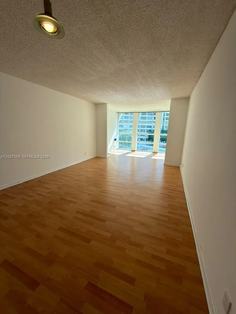 501 Three Islands Blvd #514 Hallandale Beach, FL 33009