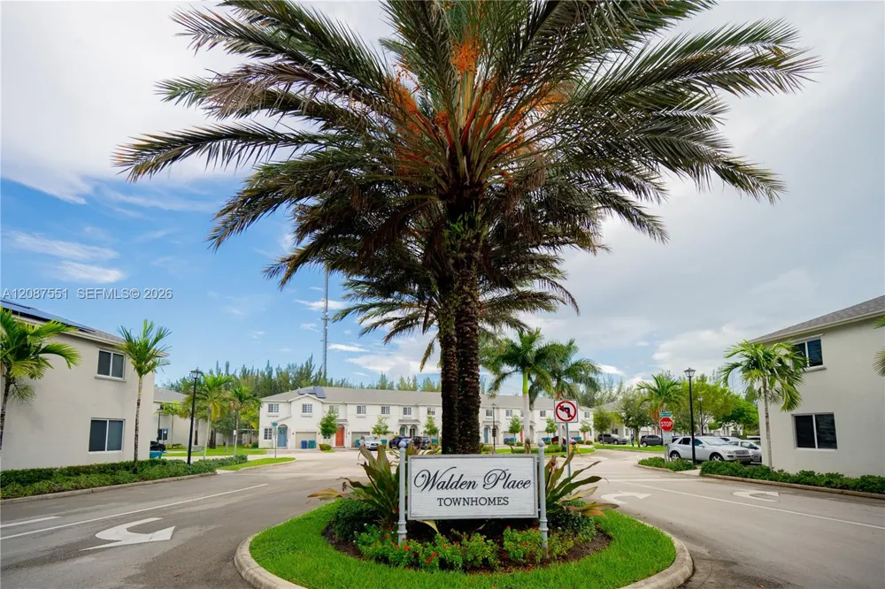 20828 NW 9 Path Miami Gardens, FL 33169