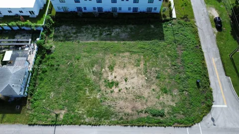 215 NW 3rd Ave