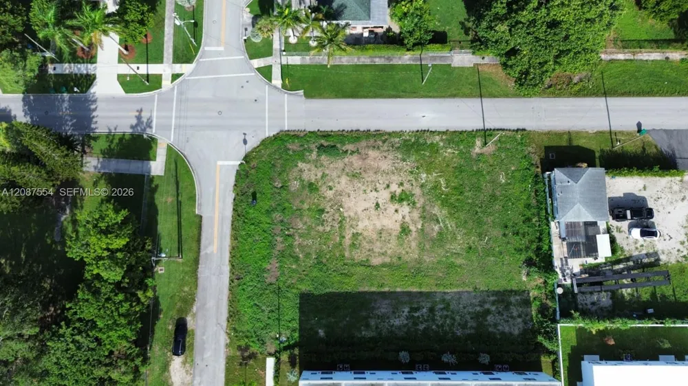 215 NW 3rd Ave Florida City, FL 33034