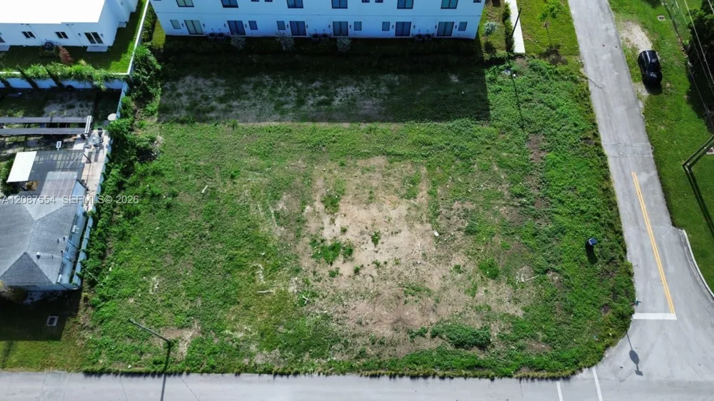 215 NW 3rd Ave Florida City, FL 33034
