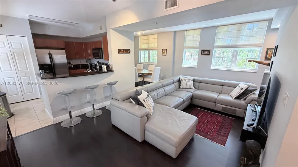 3232 SW 22nd Ter #113 Miami, FL 33145