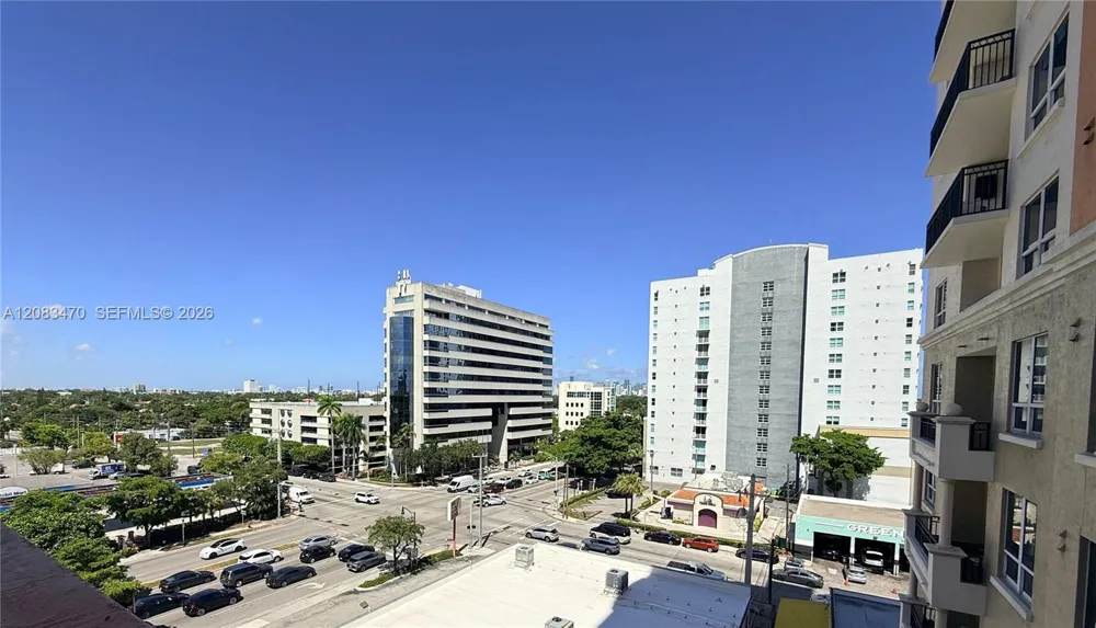 3232 SW 22nd Ter #113 Miami, FL 33145