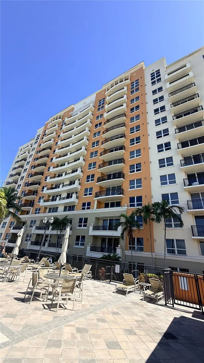 3232 SW 22nd Ter #113 Miami, FL 33145