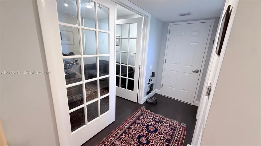 3232 SW 22nd Ter #113 Miami, FL 33145