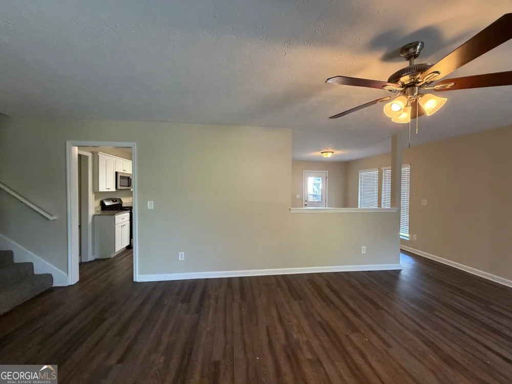 5236 Pine Way RD Powder Springs, GA 30127