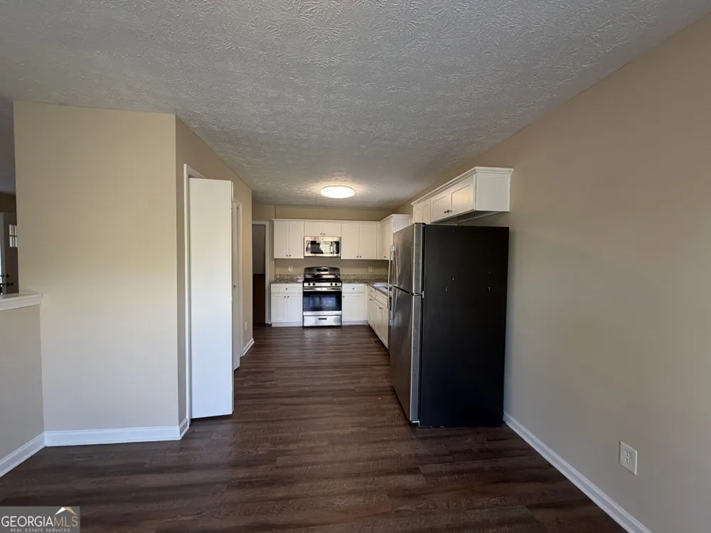 5236 Pine Way RD Powder Springs, GA 30127