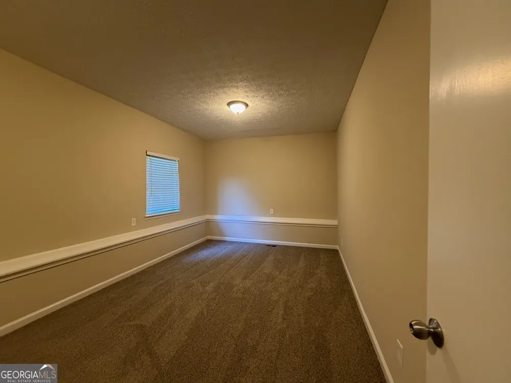 5236 Pine Way RD Powder Springs, GA 30127