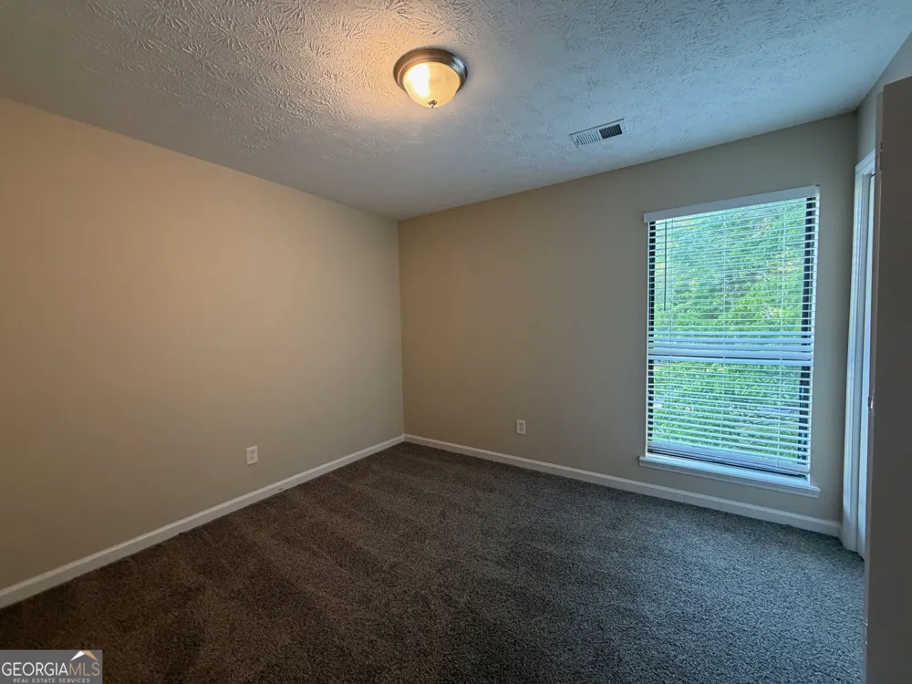 5236 Pine Way RD Powder Springs, GA 30127