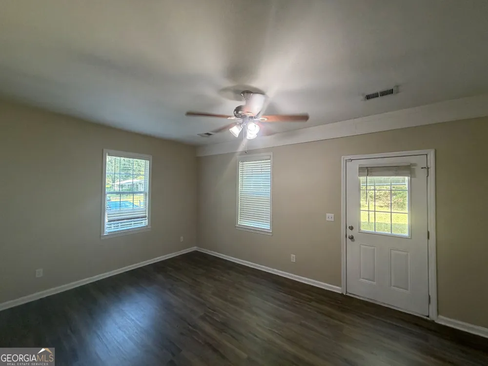 3694 Dale LN Lithia Springs, GA 30122