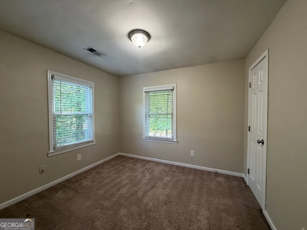3694 Dale LN Lithia Springs, GA 30122