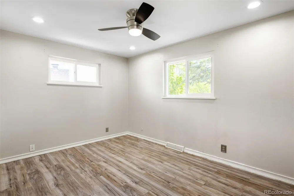 8441 Edison Drive Denver, CO 80229