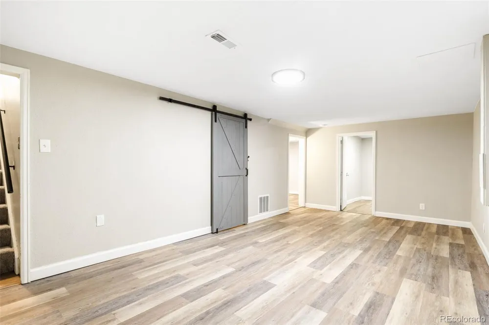 8441 Edison Drive Denver, CO 80229