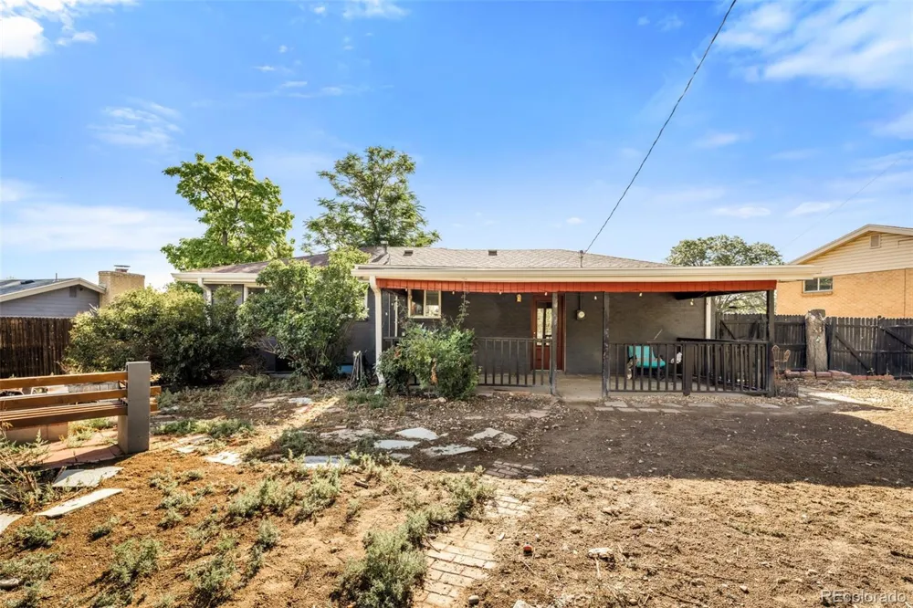 8441 Edison Drive Denver, CO 80229