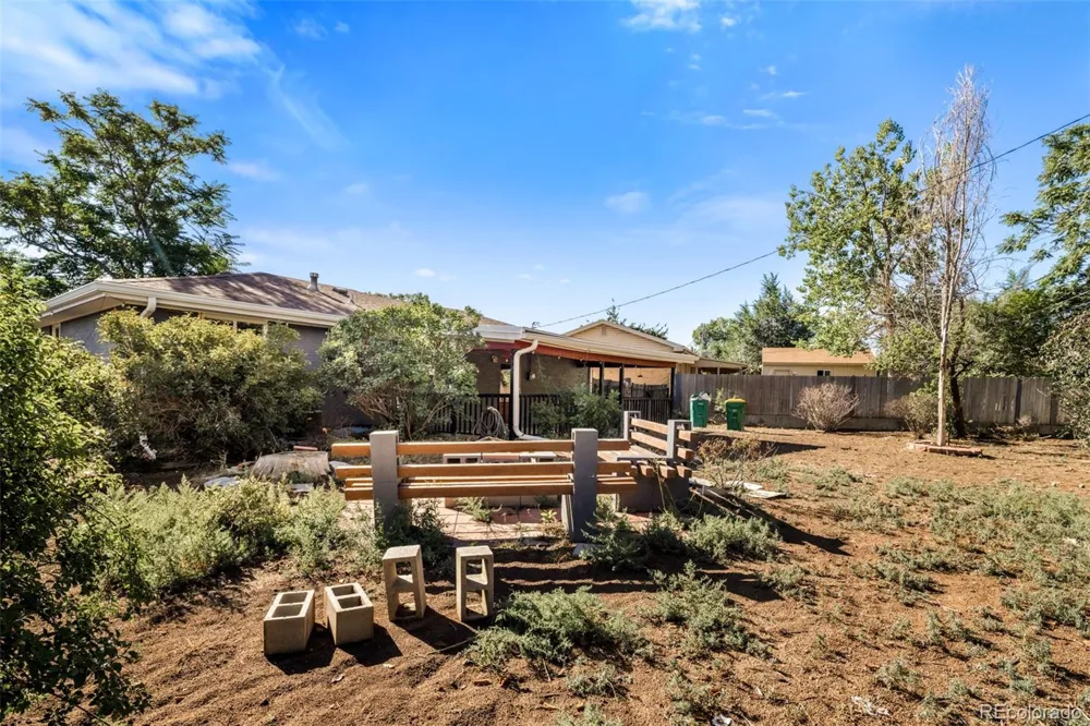 8441 Edison Drive Denver, CO 80229