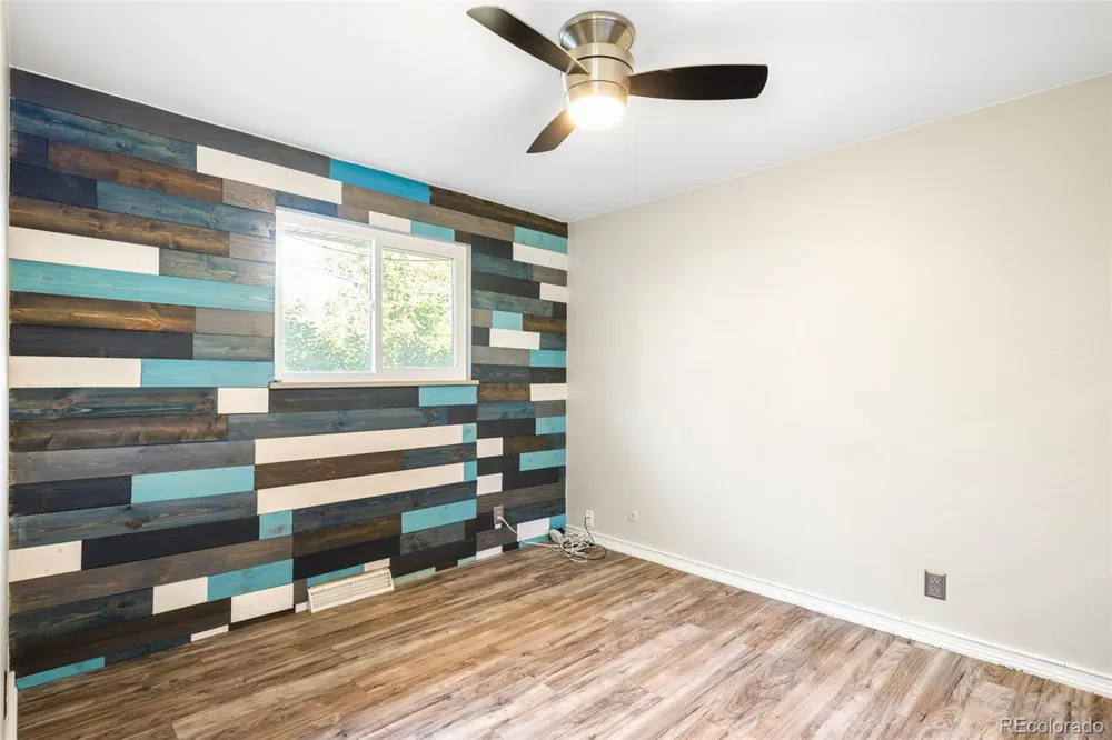 8441 Edison Drive Denver, CO 80229