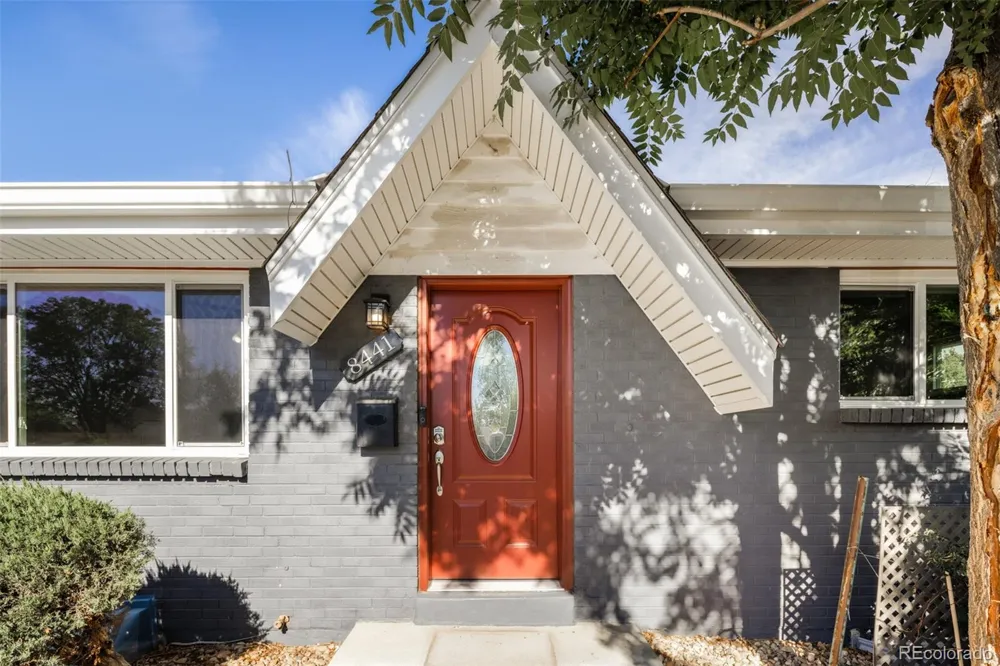 8441 Edison Drive Denver, CO 80229