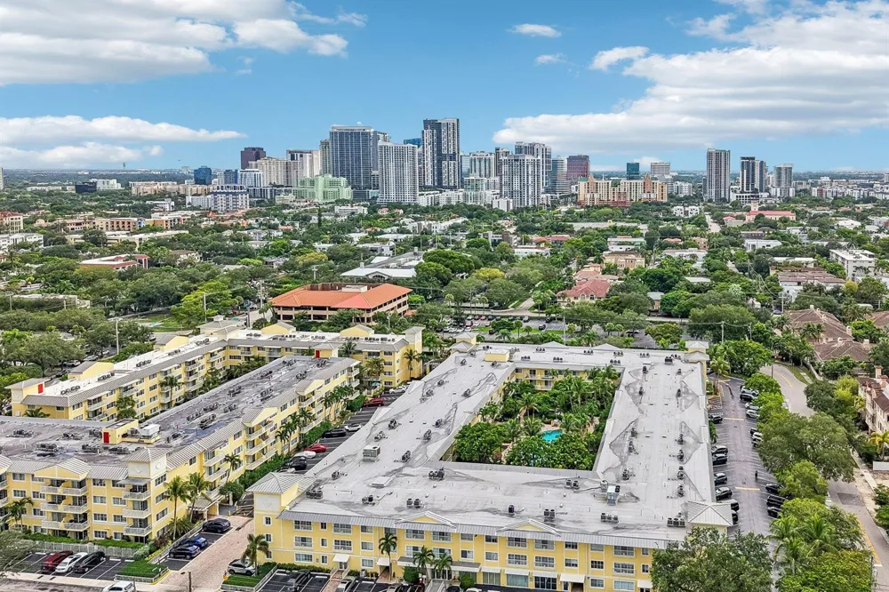150 NE 15TH AVENUE #138 Fort Lauderdale, FL 33301