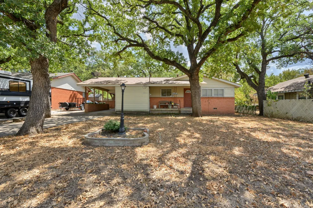 402 SE 20th Street Mineral Wells, TX 76067