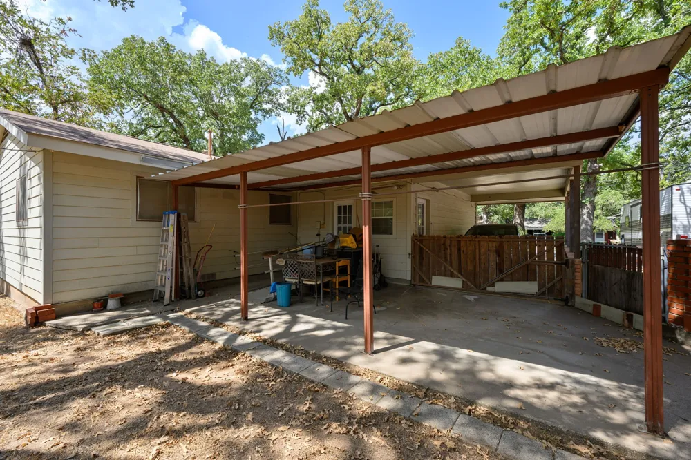 402 SE 20th Street Mineral Wells, TX 76067
