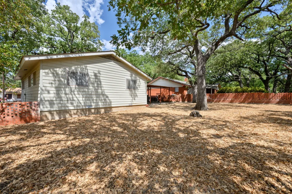 402 SE 20th Street Mineral Wells, TX 76067