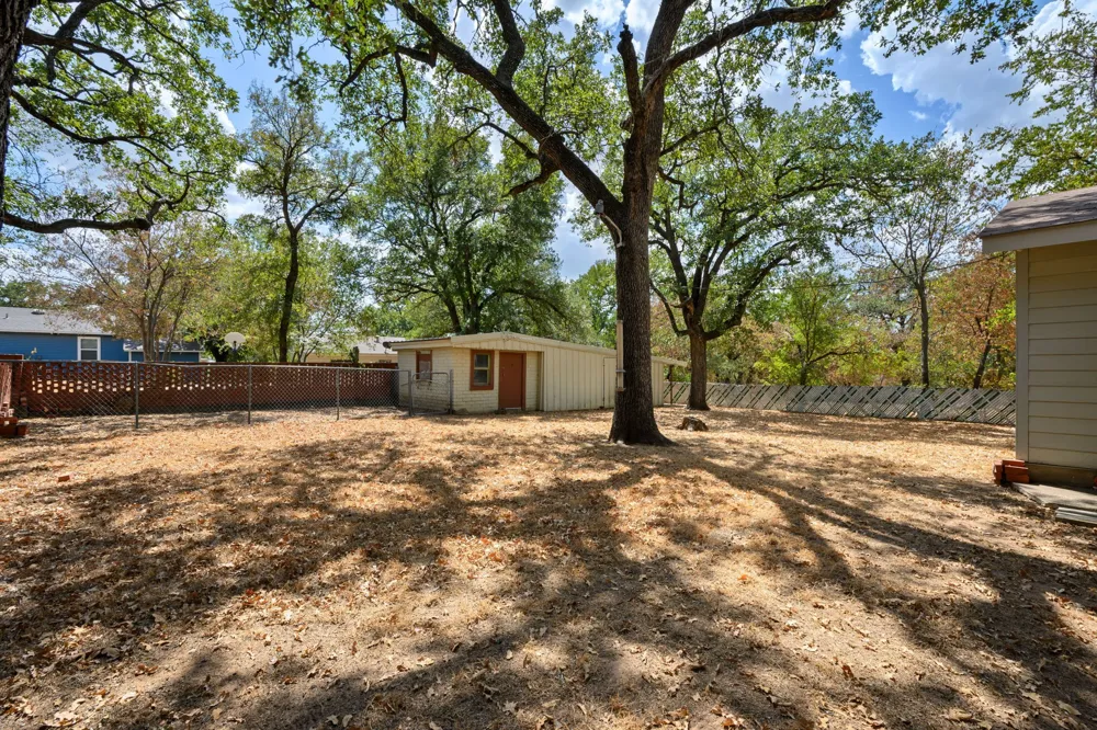 402 SE 20th Street Mineral Wells, TX 76067