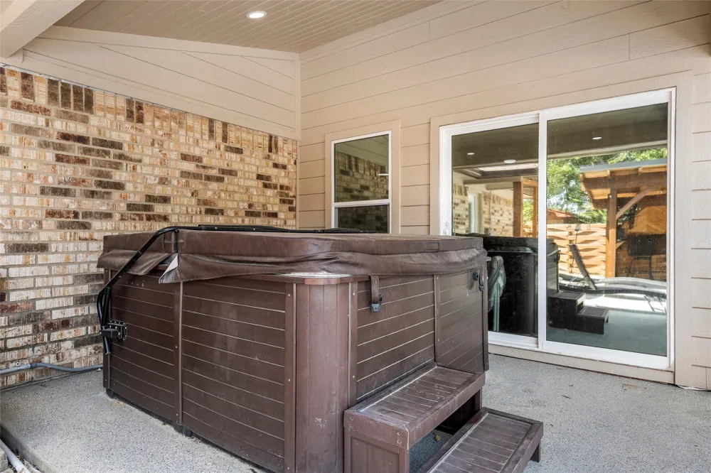 104 Russell Lane Hewitt, TX 76643
