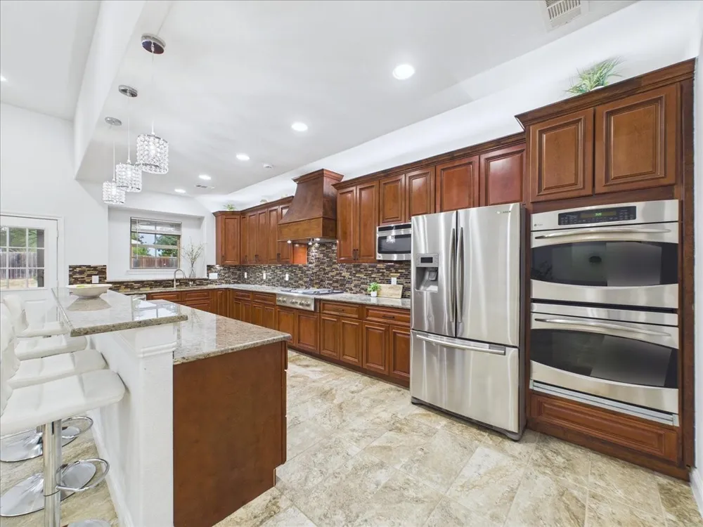 7575 Saddleridge Drive Dallas, TX 75249