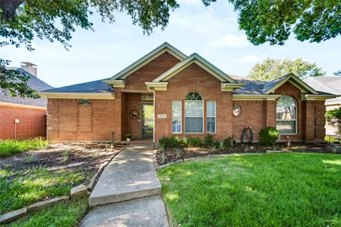 10209 Forrest Drive