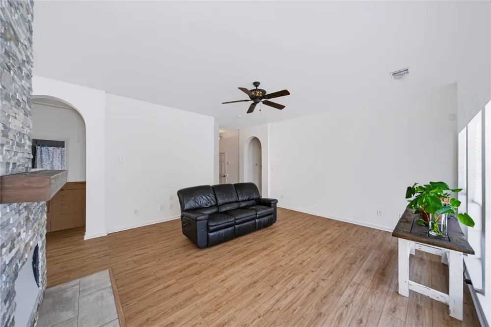 10209 Forrest Drive Frisco, TX 75035