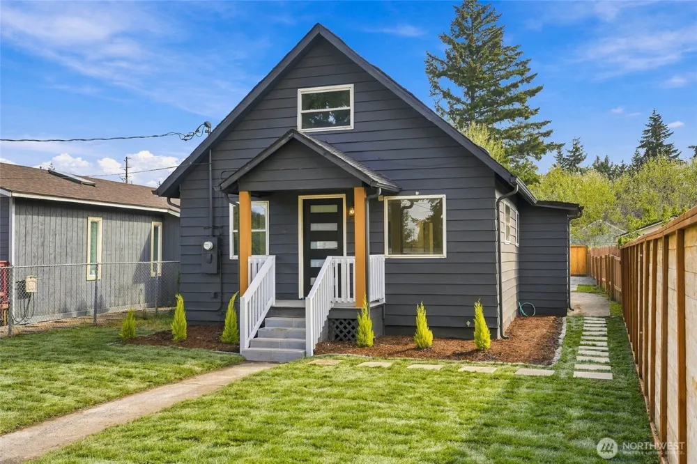 506 L STREET SE Auburn, WA 98002