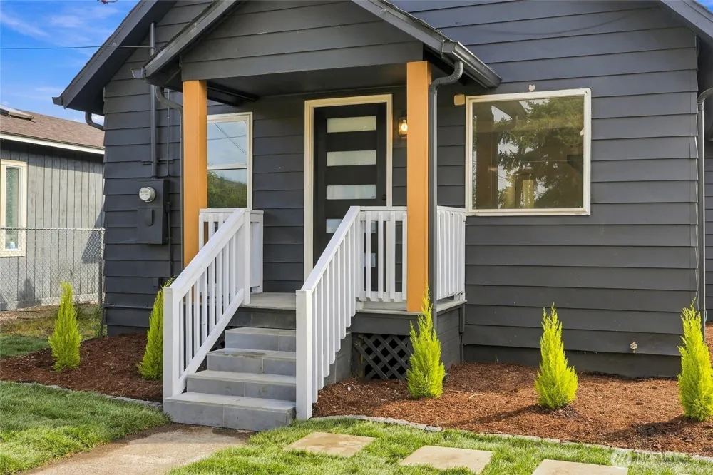 506 L STREET SE Auburn, WA 98002