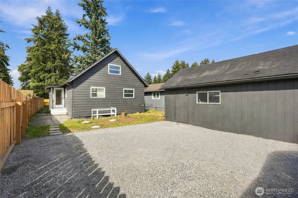 506 L STREET SE Auburn, WA 98002