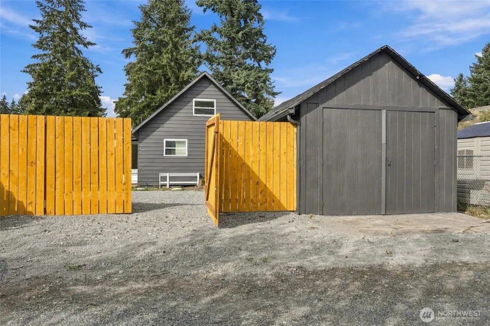 506 L STREET SE Auburn, WA 98002