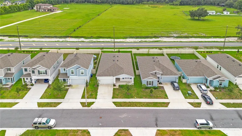 1676 TEAGAN LANE Winter Haven, FL 33884