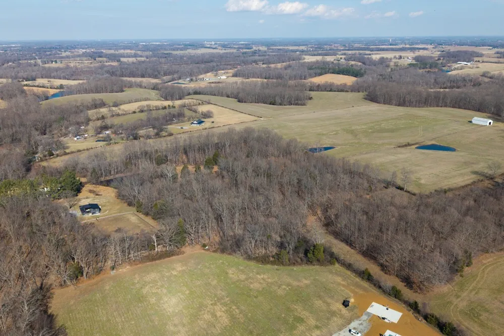 782B New Deal Potts Rd Cottontown, TN 37048