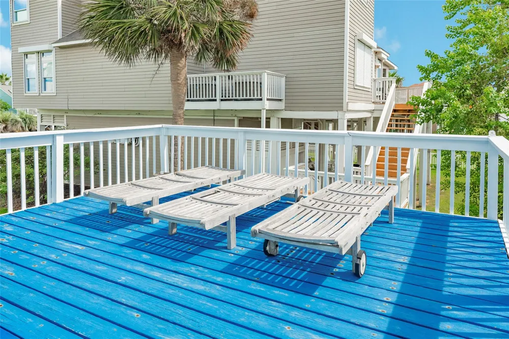 13633 San Domingo Drive Galveston, TX 77554