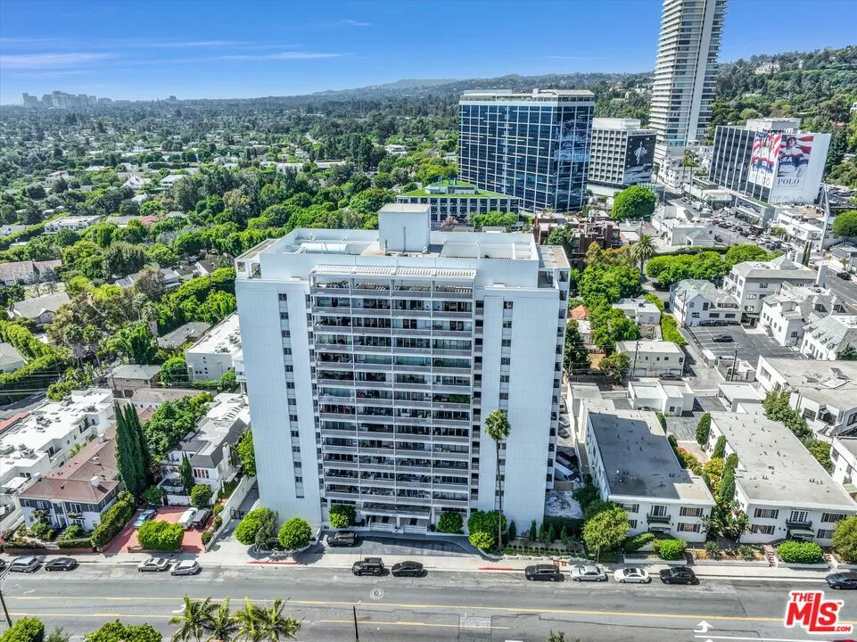 999 Doheny Drive #1012 West Hollywood, CA 90069
