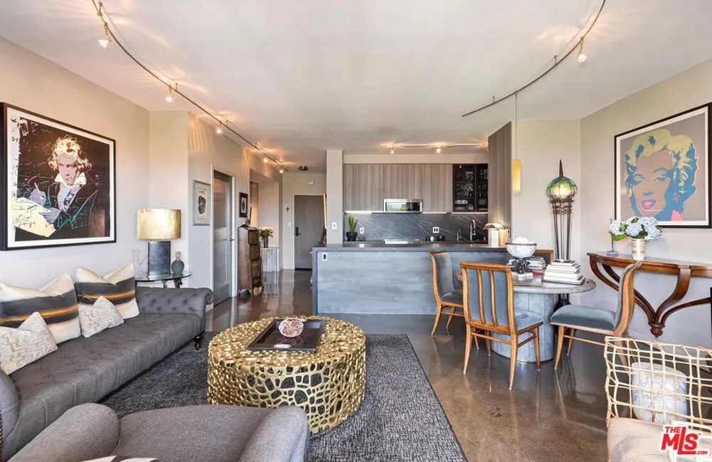 999 Doheny Drive #1012 West Hollywood, CA 90069
