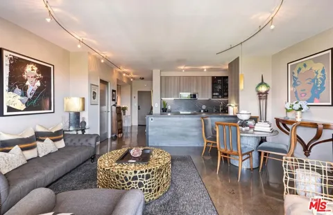 999 Doheny Drive #1012