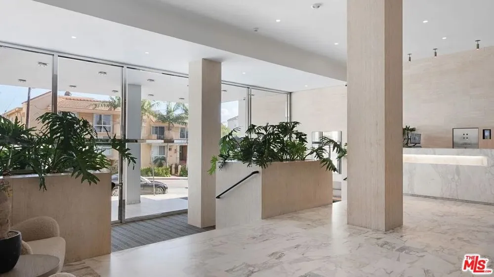 999 Doheny Drive #1012 West Hollywood, CA 90069