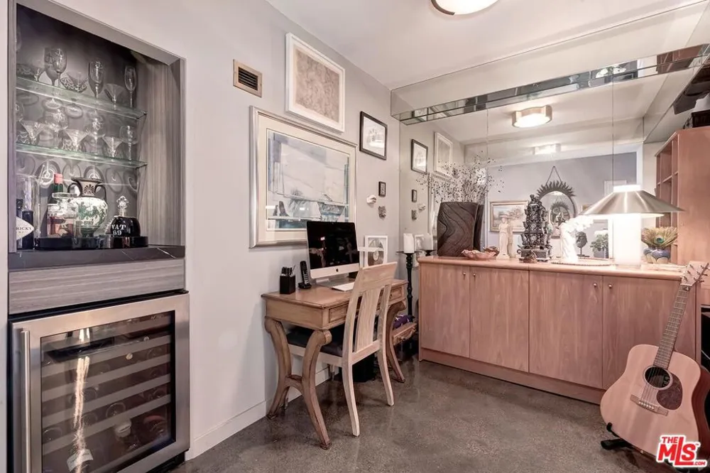 999 Doheny Drive #1012 West Hollywood, CA 90069